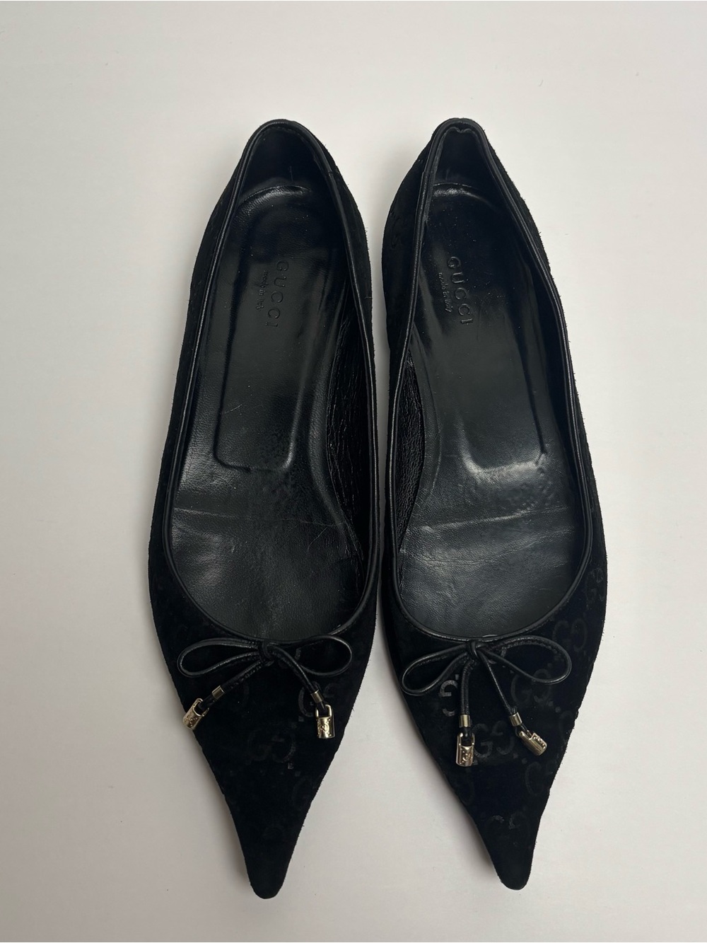 Gucci Black GG Monogram Suede Pointed Toe Bow Ballet Flats Size 38 - Picture 9 of 9